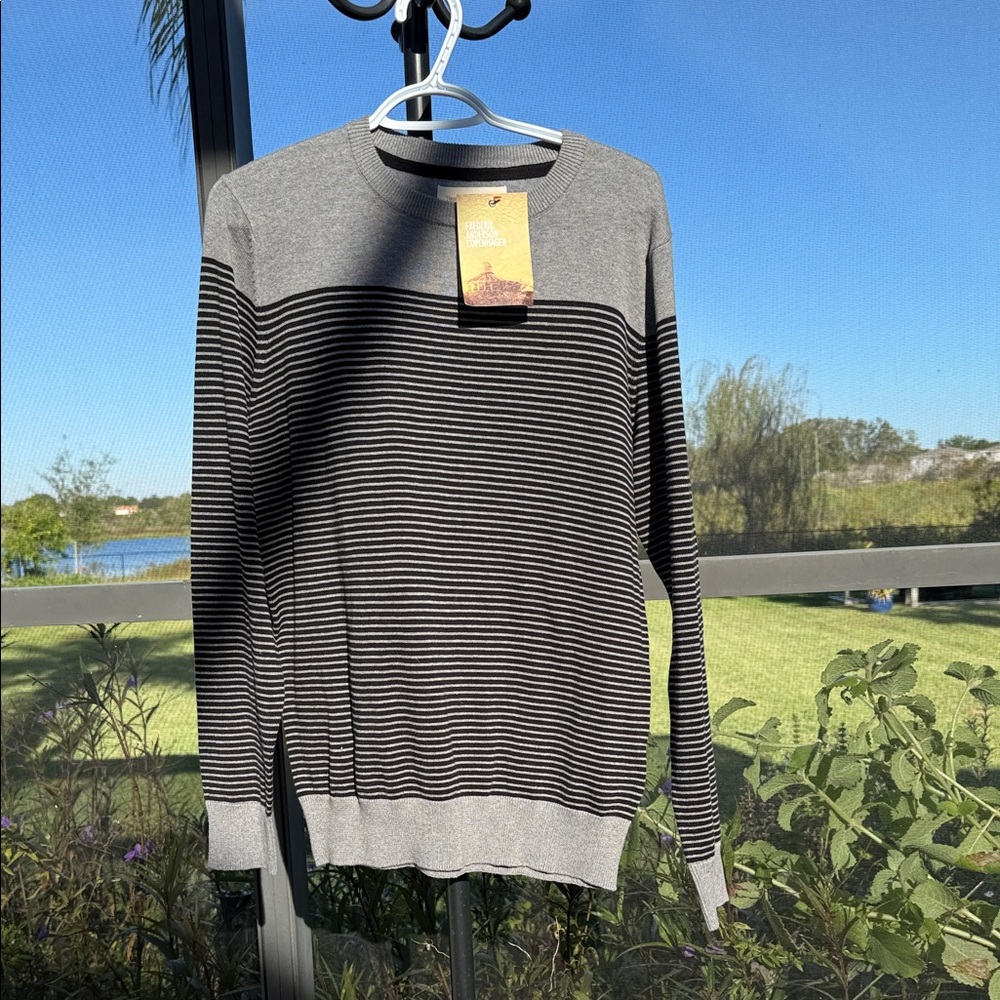 Stylish Black and Gray Striped Crewneck Sweater